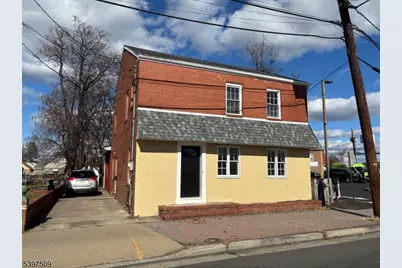 10 Brooks Blvd, Manville, NJ 08835 - Photo 1