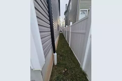 72 Hamilton St, East Orange, NJ 07017 - Photo 25