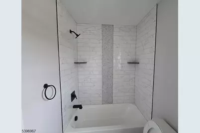 72 Hamilton St, East Orange, NJ 07017 - Photo 15