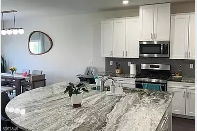 31 Gerhard Pl, Morris Township, NJ 07960 - Photo 5