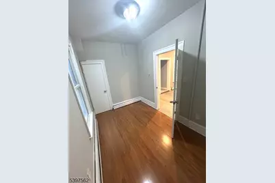 82 Pacific St, Newark, NJ 07105 - Photo 5