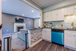 908 Maple Dr, Greenwich Township, NJ 08886 - Photo 9