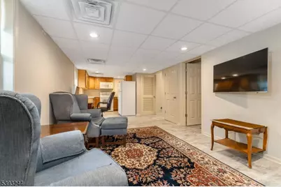 324 Tunnel Rd, Bethlehem Township, NJ 08802 - Photo 21