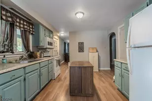 324 Tunnel Rd, Bethlehem Township, NJ 08802 - Photo 11