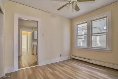 84 Magnolia St #2R, Belleville, NJ 07109 - Photo 5