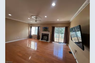 79 Rhyan Dr, Parsippany, NJ 07054 - Photo 5