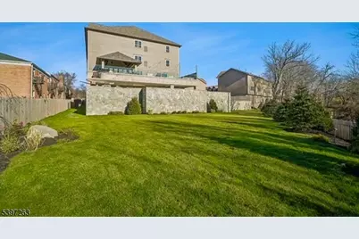 106 Montgomery St, Bloomfield Twp., NJ 07003 - Photo 29