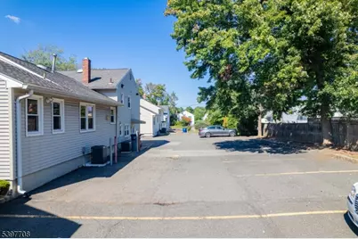 30 Brant Ave, Clark Township, NJ 07066 - Photo 31