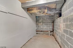 30 Brant Ave, Clark Township, NJ 07066 - Photo 25