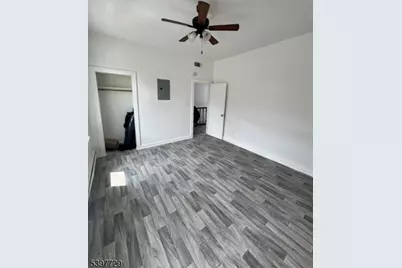 475 Clinton Ave #3, Newark, NJ 07108 - Photo 5