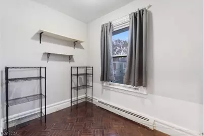 21 Leslie St, Newark, NJ 07108 - Photo 11