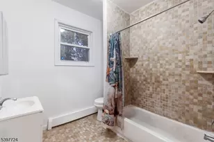 21 Leslie St, Newark, NJ 07108 - Photo 15