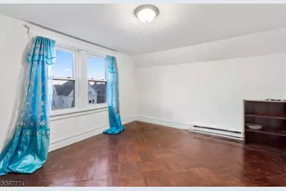 21 Leslie St, Newark, NJ 07108 - Photo 17