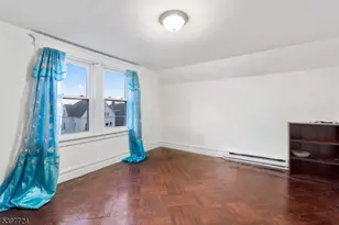 21 Leslie St, Newark, NJ 07108 - Photo 17