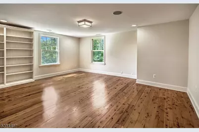 1815 Burnt Mills Rd, Bedminster Township, NJ 07921 - Photo 17