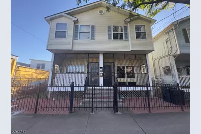286 Bergen St, Newark, NJ 07103 - Photo 1