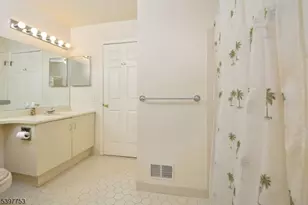 138 Potomac Dr Condo, Bernards Township, NJ 07920 - Photo 9