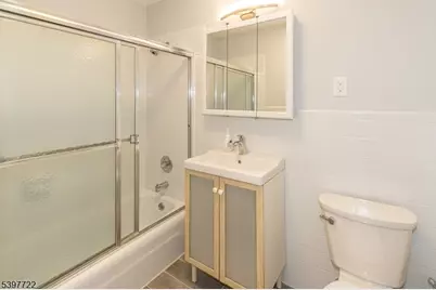 530 Park Ave #214, Scotch Plains Township, NJ 07076 - Photo 13