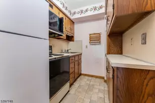 53 Jacobs Rd, Rockaway Township, NJ 07866 - Photo 17