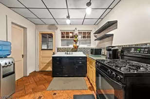 420-22 E Milton Ave, Rahway, NJ 07065 - Photo 7