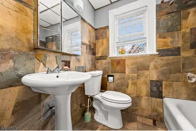 420-22 E Milton Ave, Rahway, NJ 07065 - Photo 11