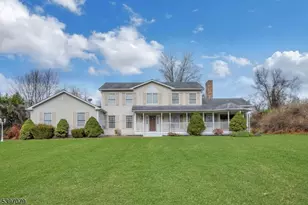 8 Woodruff Way, Knowlton Township, NJ 07832 - Photo 1