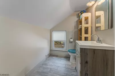 324 Tunnel Rd, Bethlehem Township, NJ 08802 - Photo 17