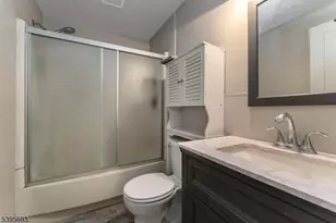 324 Tunnel Rd, Bethlehem Township, NJ 08802 - Photo 19