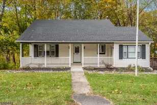 324 Tunnel Rd, Bethlehem Township, NJ 08802 - Photo 3