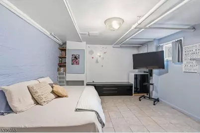 106 W Gibbons St, Linden, NJ 07036 - Photo 21