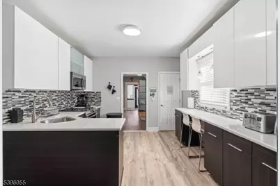 106 W Gibbons St, Linden, NJ 07036 - Photo 11