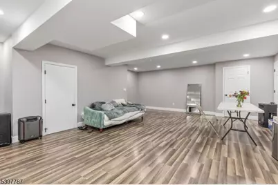 126 N 13th St, Kenilworth, NJ 07033 - Photo 19