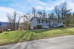 6 Van Buren Ave, Vernon, NJ 07462 - Photo 1