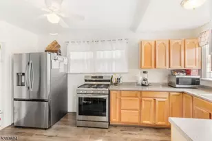 140 W Lincoln Ave, Roselle Park, NJ 07204 - Photo 7