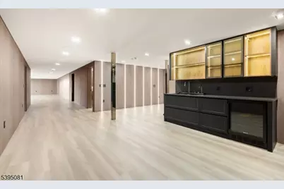 8 Flintlock Ct, Totowa, NJ 07512 - Photo 23