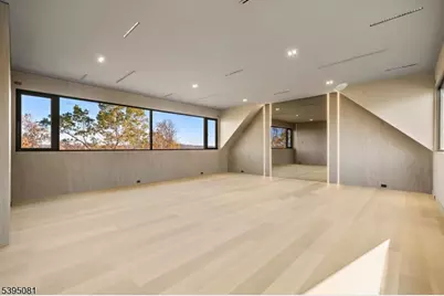 8 Flintlock Ct, Totowa, NJ 07512 - Photo 19