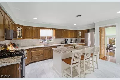 17 Lathrop Ave #B, Madison, NJ 07940 - Photo 1