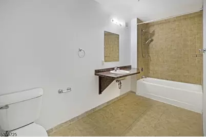 1 Carriage City Plz #1203, Rahway, NJ 07065 - Photo 7