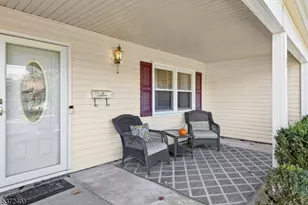 7 Concord Dr, Franklin Township, NJ 08873 - Photo 5