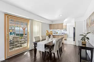 7 Concord Dr, Franklin Township, NJ 08873 - Photo 13