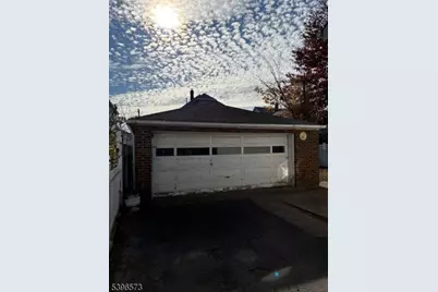 23 Barrington Ave, Clifton, NJ 07011 - Photo 5