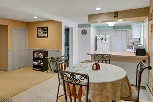 38 Klinger Rd, East Hanover Township, NJ 07936 - Photo 7