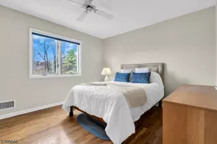 1 Holmes Ct, Bridgewater, NJ 08807 - Photo 27