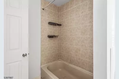 76 N 17th St, East Orange, NJ 07017 - Photo 11