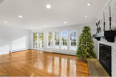 4 Leslie Ave, Florham Park, NJ 07932 - Photo 19