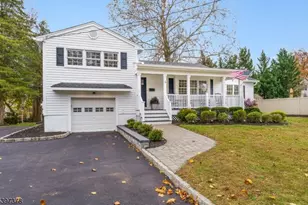 4 Leslie Ave, Florham Park, NJ 07932 - Photo 1