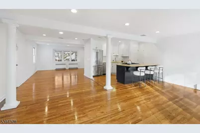 4 Leslie Ave, Florham Park, NJ 07932 - Photo 17