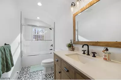 4 Leslie Ave, Florham Park, NJ 07932 - Photo 27