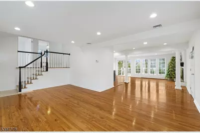 4 Leslie Ave, Florham Park, NJ 07932 - Photo 9