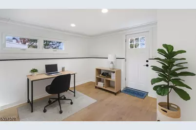 4 Leslie Ave, Florham Park, NJ 07932 - Photo 31